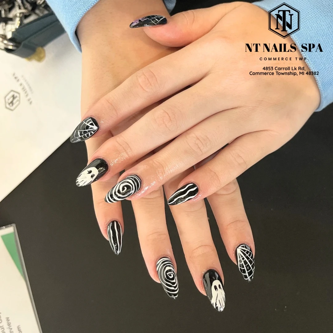 Nail Oct 07